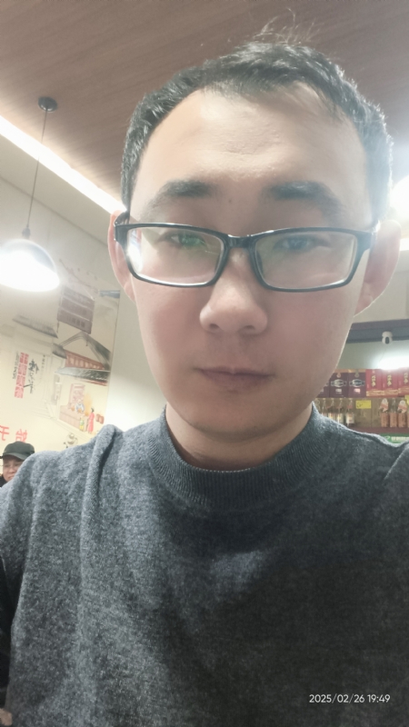 黑黑一笑的第一张照片--乌鲁木齐相亲服务中心