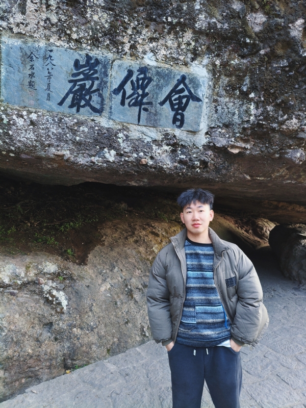 帅邓拖网速的第二张照片--乌鲁木齐相亲服务中心