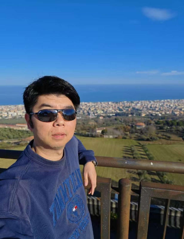 平心静气的第一张照片--乌鲁木齐相亲服务中心