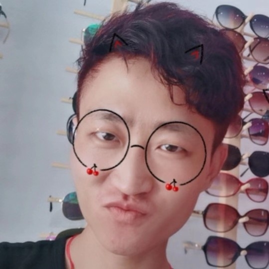 夏日炎炎的第二张照片--乌鲁木齐相亲服务中心