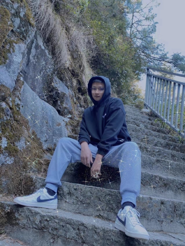 Frank的第一张照片--乌鲁木齐相亲服务中心