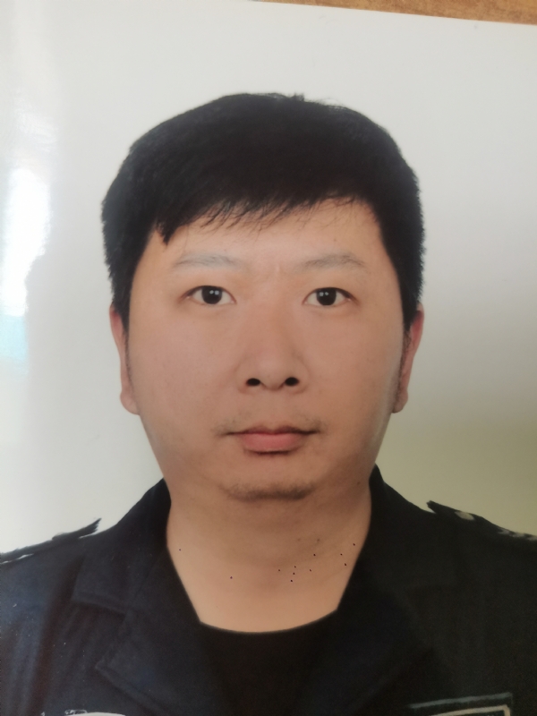 吕嘉的第一张照片--乌鲁木齐相亲服务中心