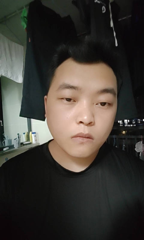 pu往事随风的第一张照片--乌鲁木齐相亲服务中心