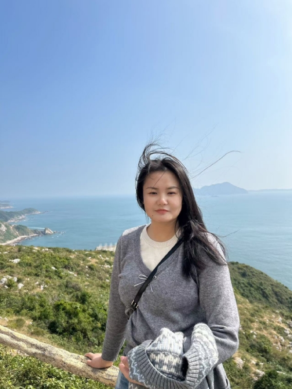 哈哈哈的第一张照片--乌鲁木齐相亲服务中心