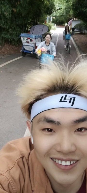 求安稳的第一张照片--乌鲁木齐相亲服务中心