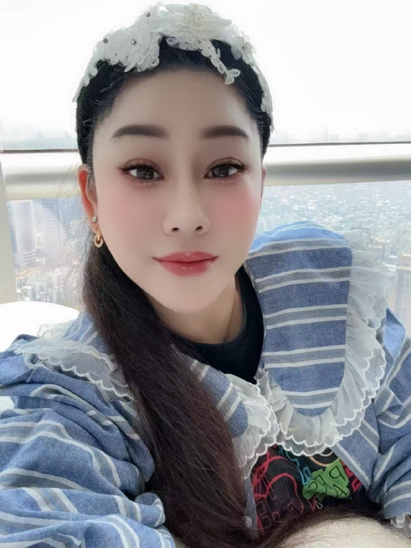 萱草沐晴的第一张照片--乌鲁木齐相亲服务中心