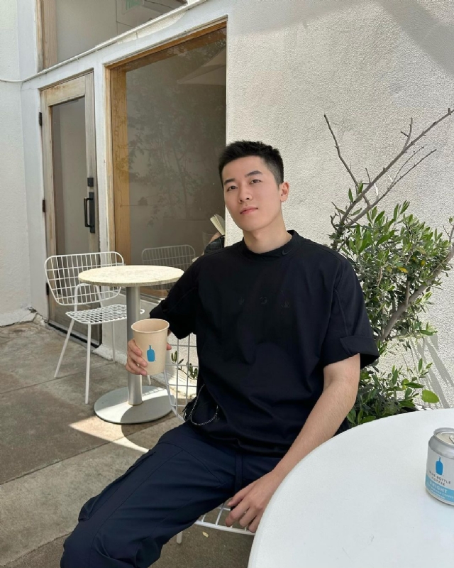 VV的第二张照片--乌鲁木齐相亲服务中心