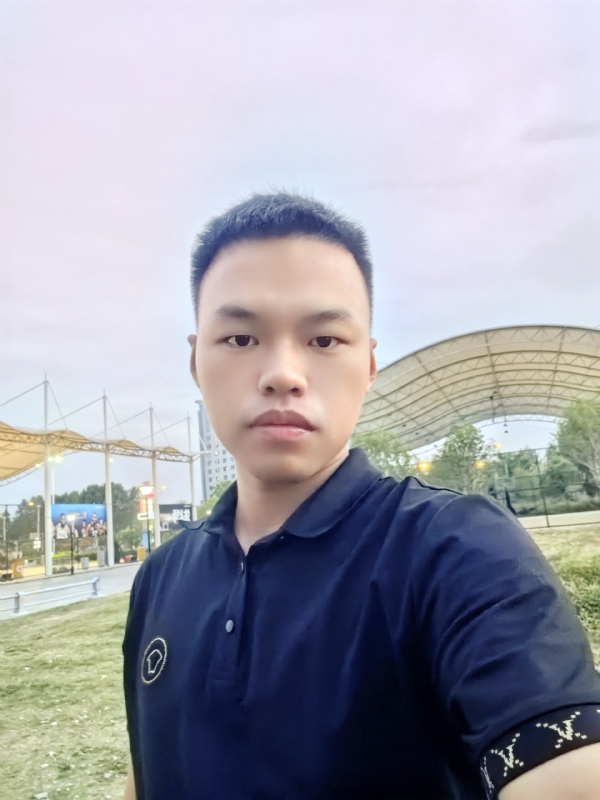 心中有你的第一张照片--乌鲁木齐相亲服务中心