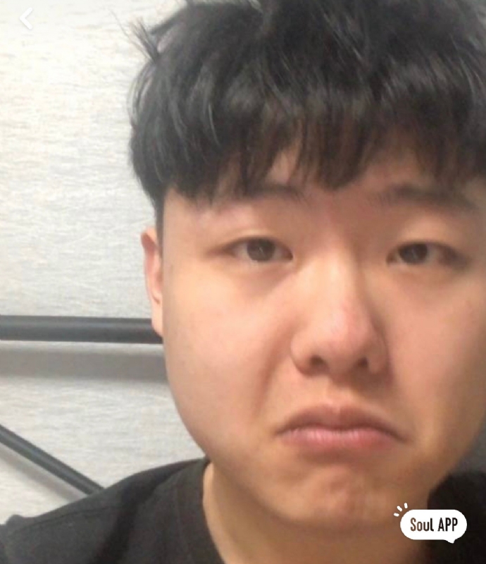 方方正正的第一张照片--乌鲁木齐相亲服务中心