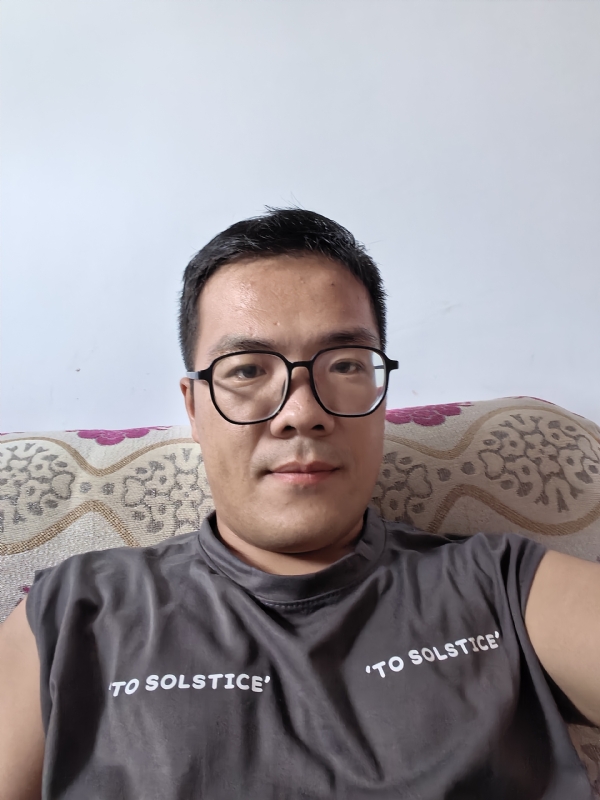 卫TF的第二张照片--乌鲁木齐相亲服务中心