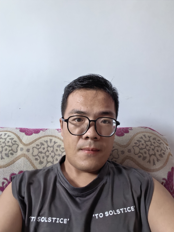 卫TF的第四张照片--乌鲁木齐相亲服务中心