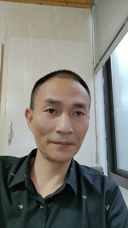 风铃的第一张照片--乌鲁木齐相亲服务中心