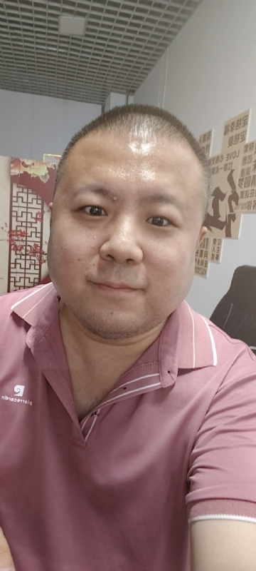漫步星辰的第一张照片--乌鲁木齐相亲服务中心