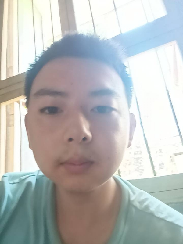 小黄的第一张照片--乌鲁木齐相亲服务中心