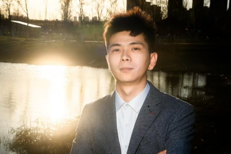 Hd的第一张照片--乌鲁木齐相亲服务中心