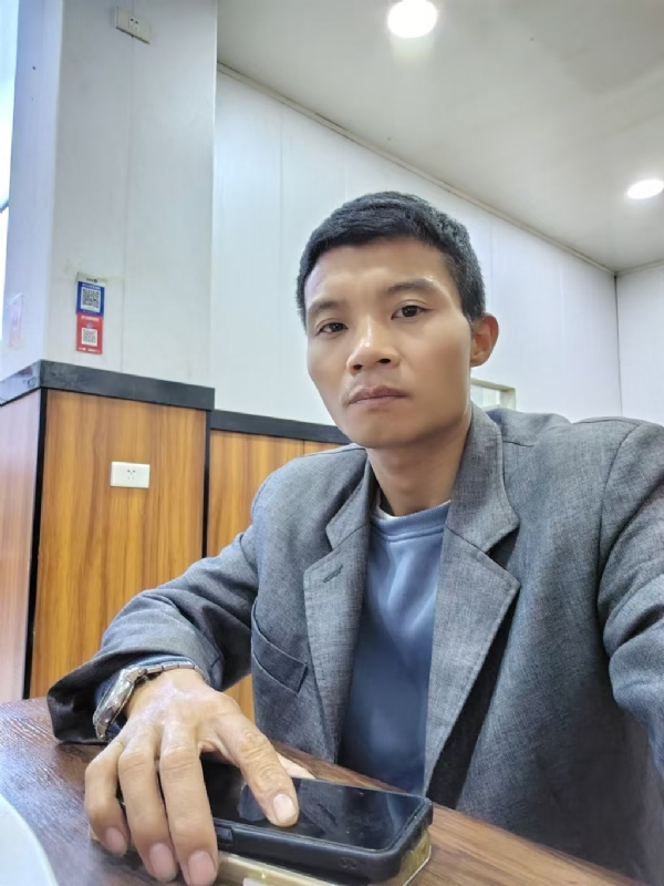 运满乾坤的第一张照片--乌鲁木齐相亲服务中心
