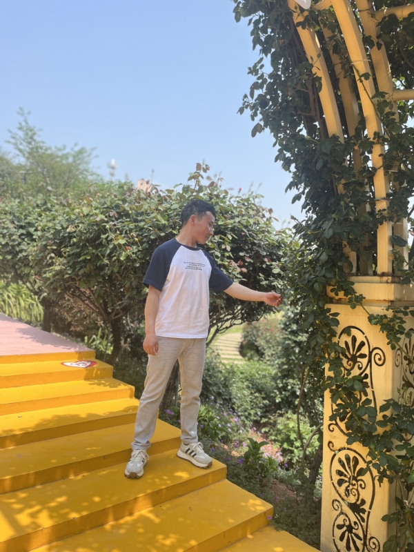 罗湘的第一张照片--乌鲁木齐相亲服务中心