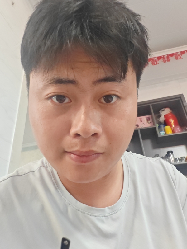 刘先生的第一张照片--乌鲁木齐相亲服务中心