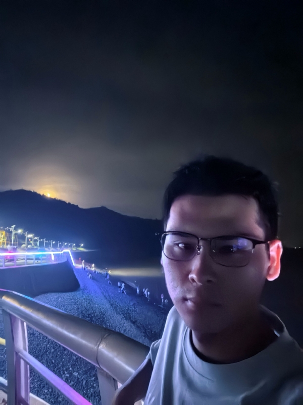 曾菜的第一张照片--乌鲁木齐相亲服务中心