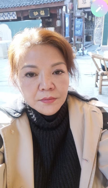 宛霞的第二张照片--乌鲁木齐相亲服务中心