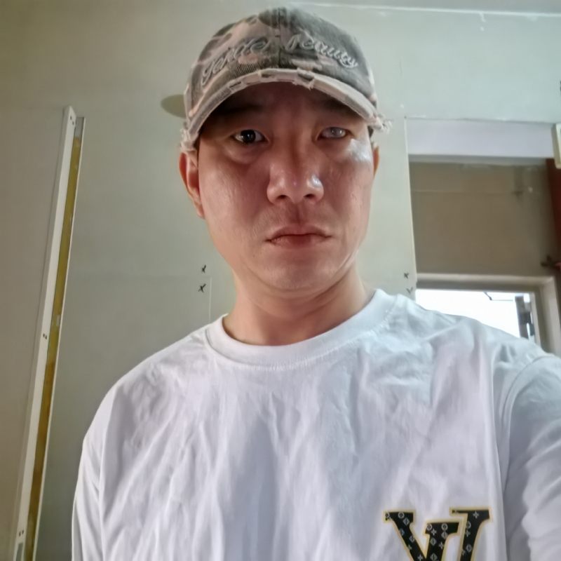 小心做人的第一张照片--乌鲁木齐相亲服务中心