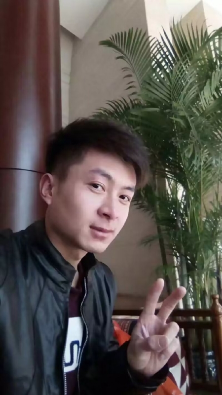 蓝锋的第一张照片--乌鲁木齐相亲服务中心