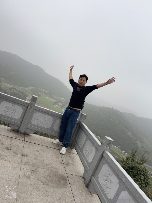 择一人白头偕老的第三张照片--乌鲁木齐相亲服务中心