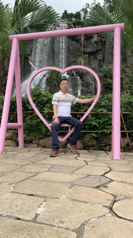 zhaofuwu的第四张照片--乌鲁木齐相亲服务中心