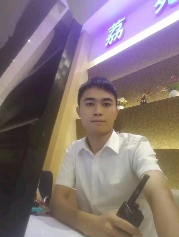 小叶的第二张照片--乌鲁木齐相亲服务中心