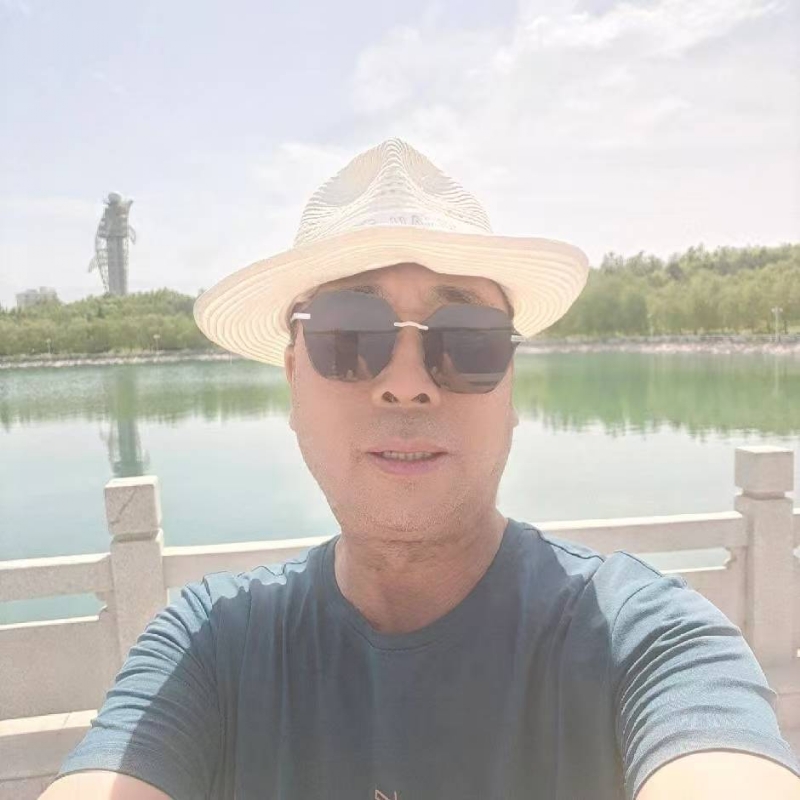 有钱人的第二张照片--乌鲁木齐相亲服务中心