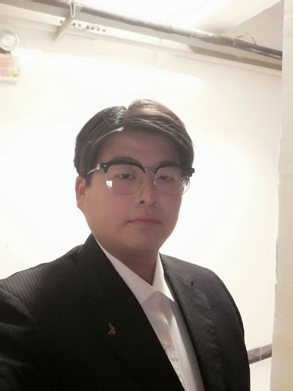 孤独一人的第一张照片--乌鲁木齐相亲服务中心