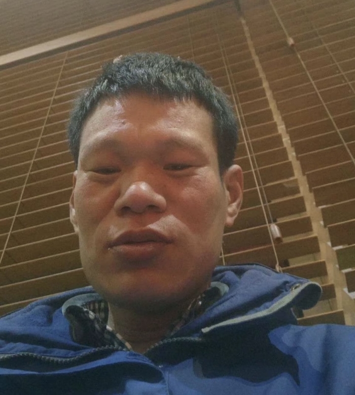 爱你在心口难开的第一张照片--乌鲁木齐相亲服务中心