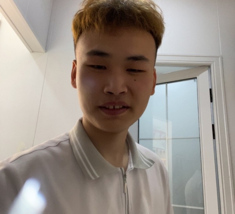 我爱大猪肘的第一张照片--乌鲁木齐相亲服务中心