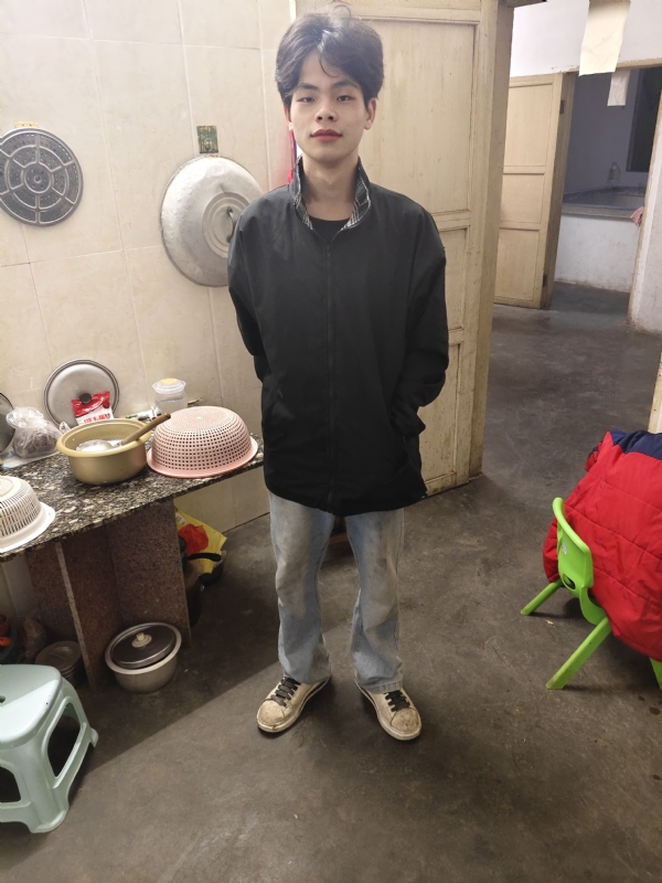 铭泽的第一张照片--乌鲁木齐相亲服务中心