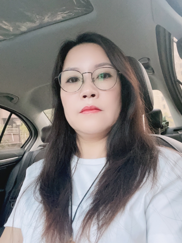 牡丹的第一张照片--乌鲁木齐相亲服务中心