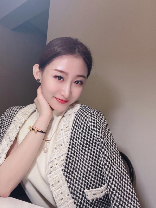 袁梓怡的第二张照片--乌鲁木齐相亲服务中心