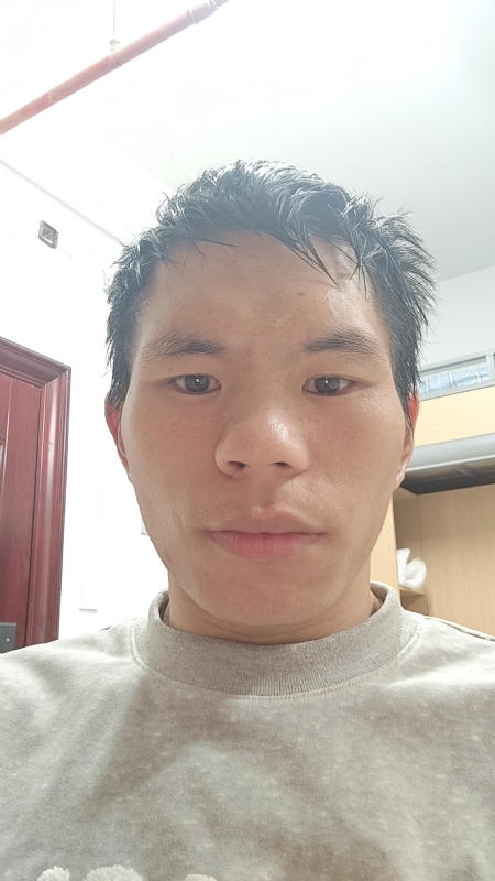 阳光的第二张照片--乌鲁木齐相亲服务中心