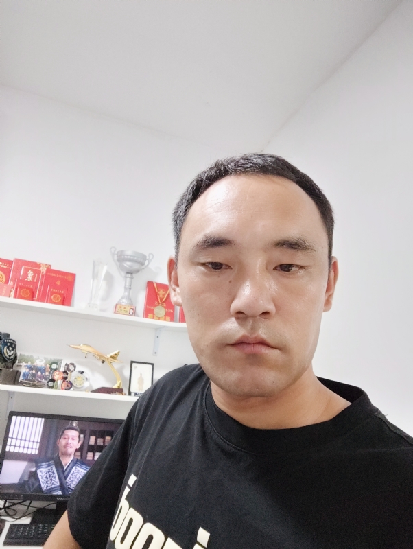 91年的第三张照片--乌鲁木齐相亲服务中心