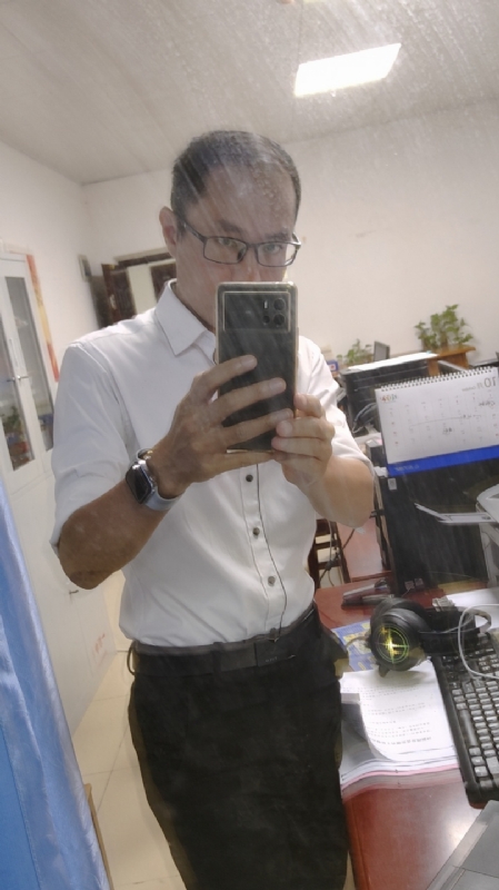 老蔡先生的第一张照片--乌鲁木齐相亲服务中心