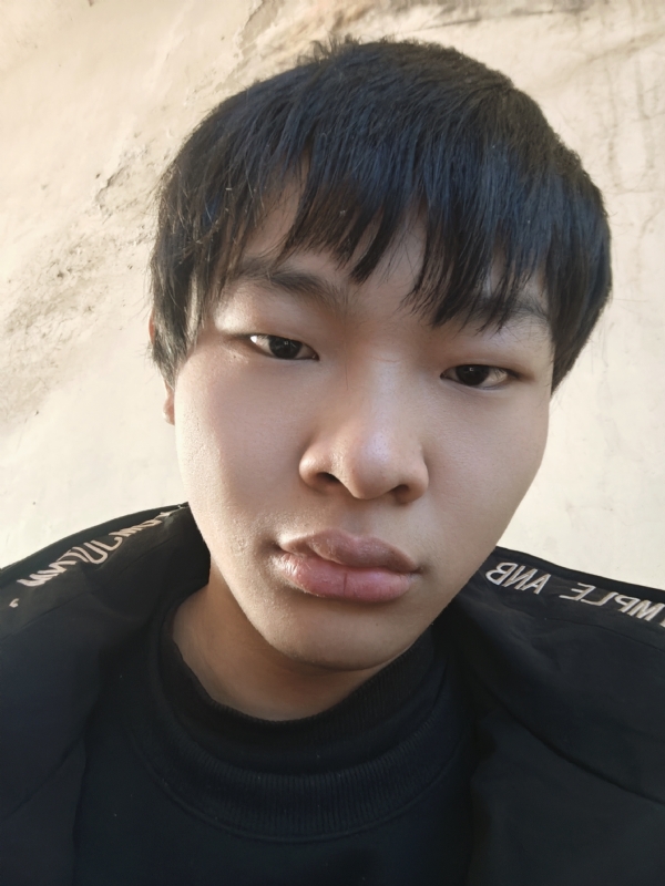 台子的第一张照片--乌鲁木齐相亲服务中心