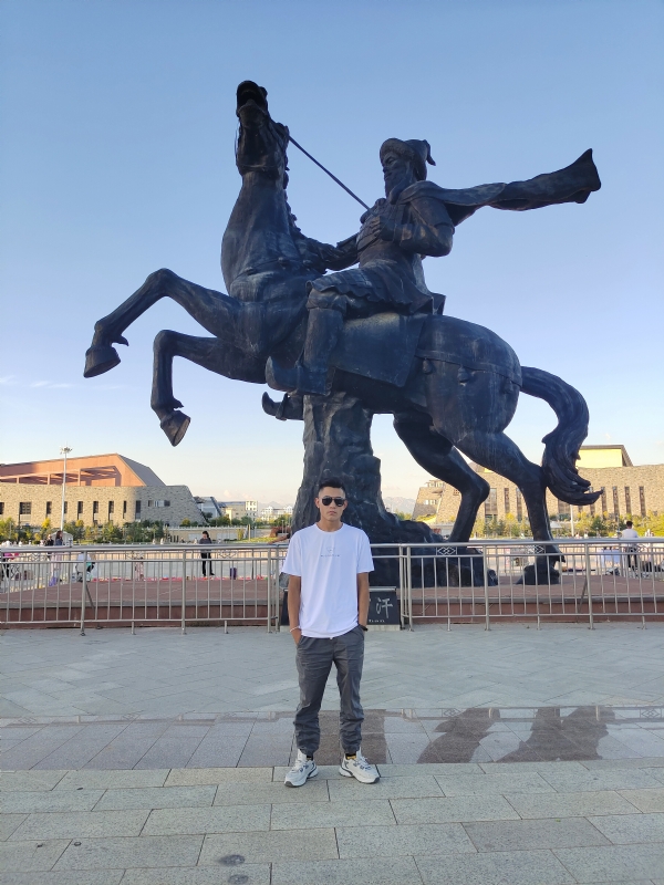 小白的第一张照片--乌鲁木齐相亲服务中心