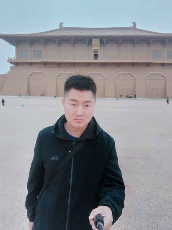 放肆的青春的第一张照片--乌鲁木齐相亲服务中心