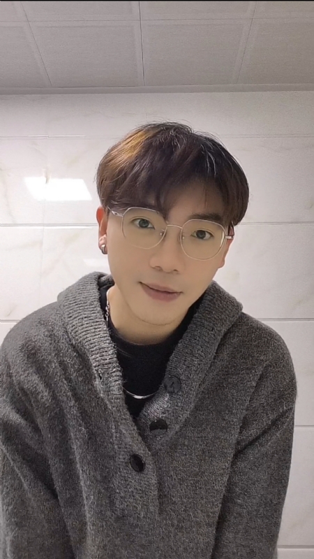 晚睡早起的第一张照片--乌鲁木齐相亲服务中心