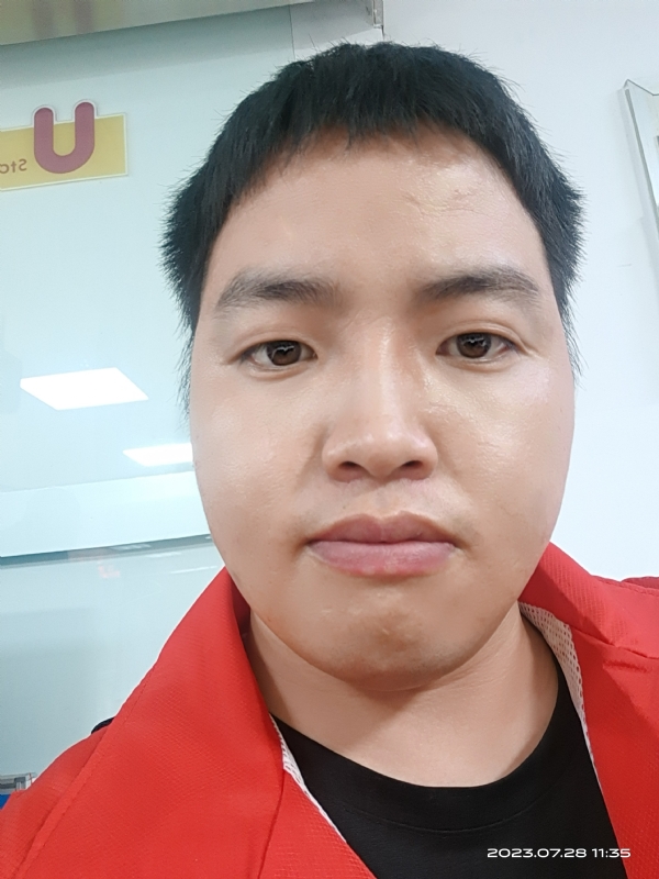 匆忙的第二张照片--乌鲁木齐相亲服务中心