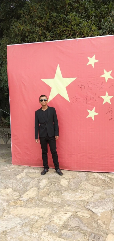 奔腾的小乌鸦的第一张照片--乌鲁木齐相亲服务中心