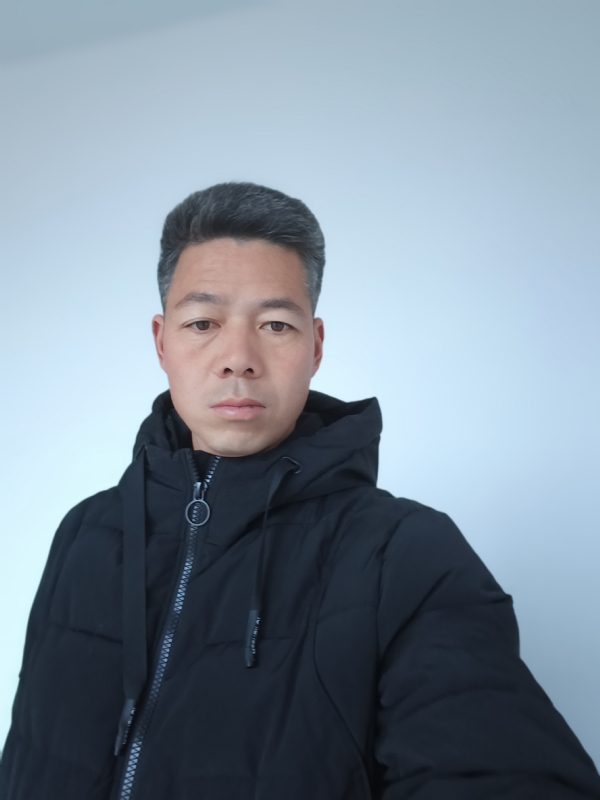 鼎城种地哥的第一张照片--乌鲁木齐相亲服务中心