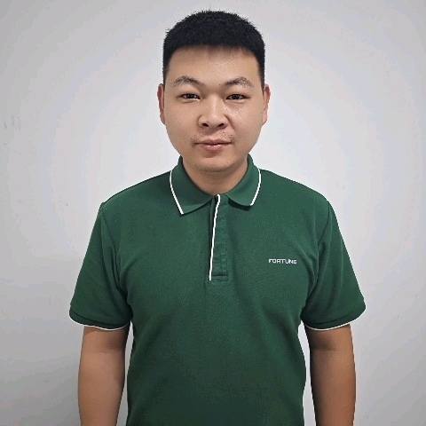 93年单身的第一张照片--乌鲁木齐相亲服务中心