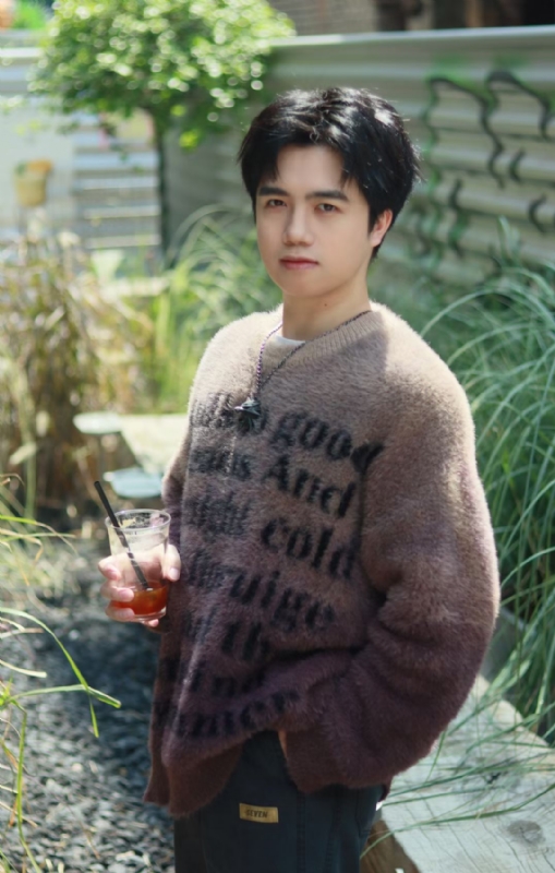 檐下雨的第二张照片--乌鲁木齐相亲服务中心