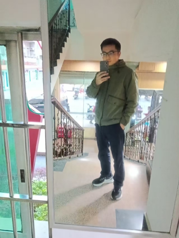 沧海一粟的第六张照片--乌鲁木齐相亲服务中心