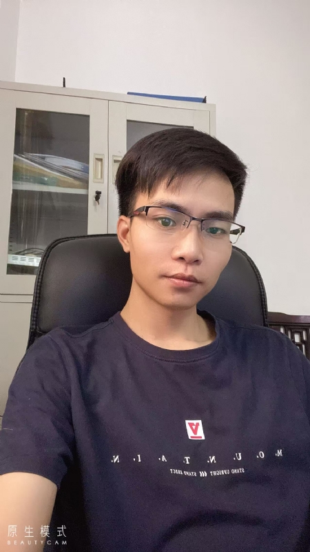 西西在征婚的第一张照片--乌鲁木齐相亲服务中心